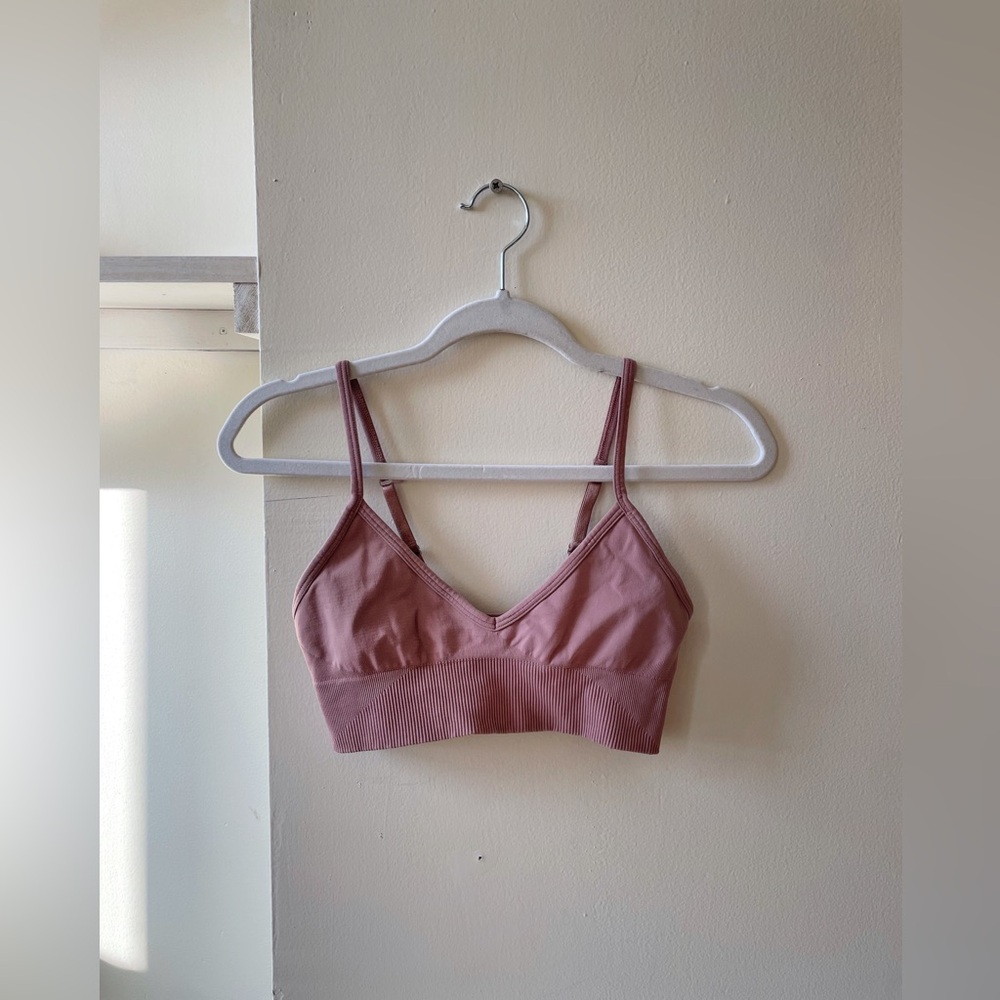 Lululemon ebb to the street bra top